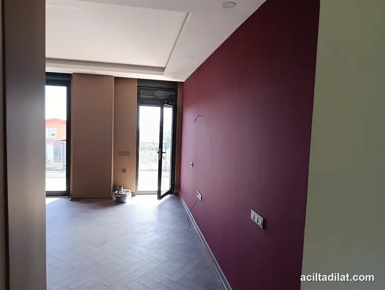 Bordo Aksan Duvar — Alanya dekoratif sıva & boya
